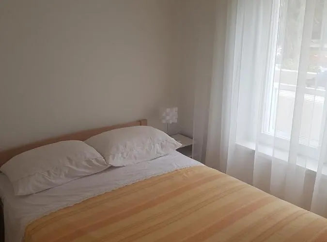 Appartamento With A Parking Space - 15501 Zara